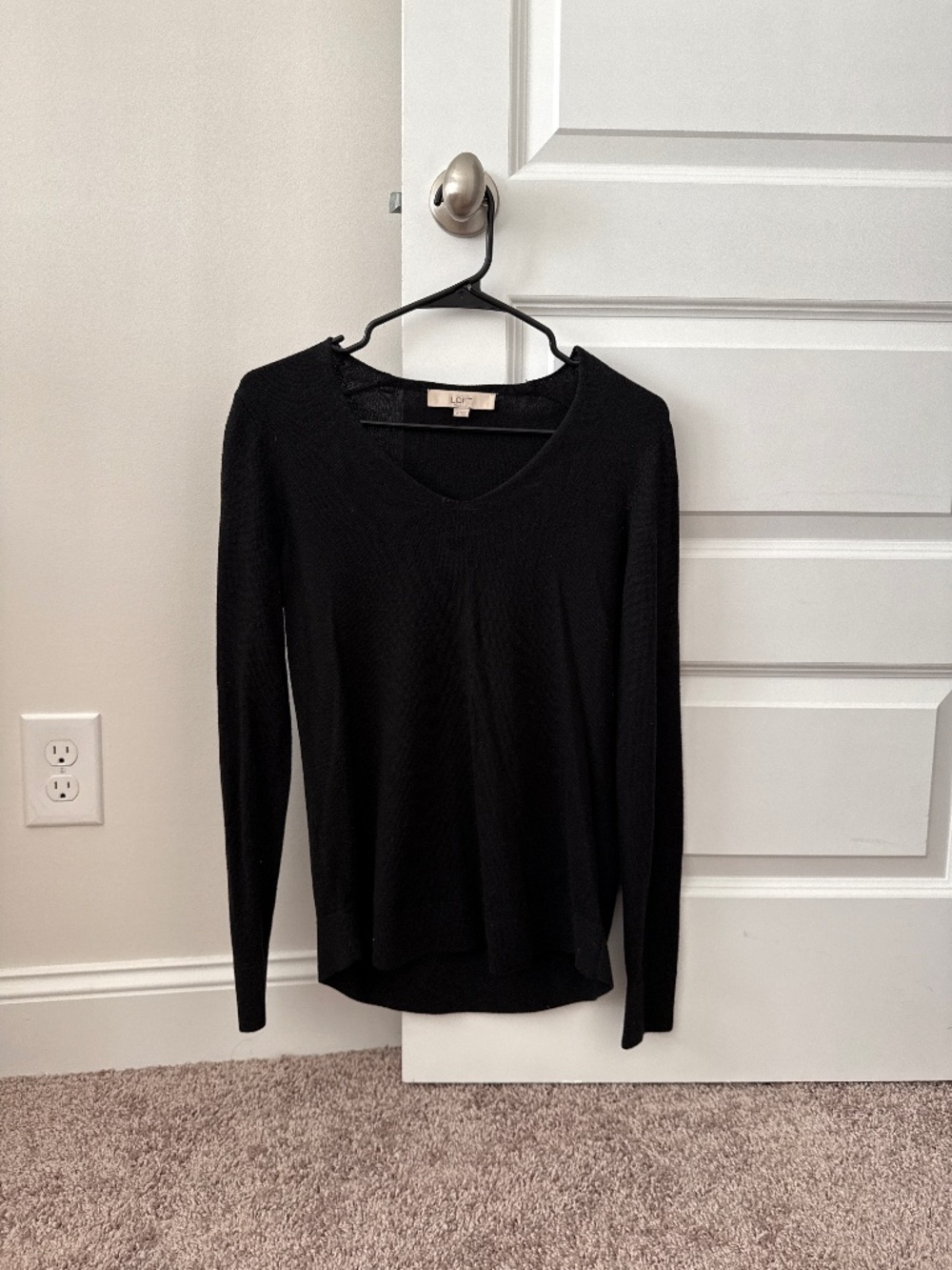 Ann Taylor LOFT Fine-Knit V-Neck Sweater